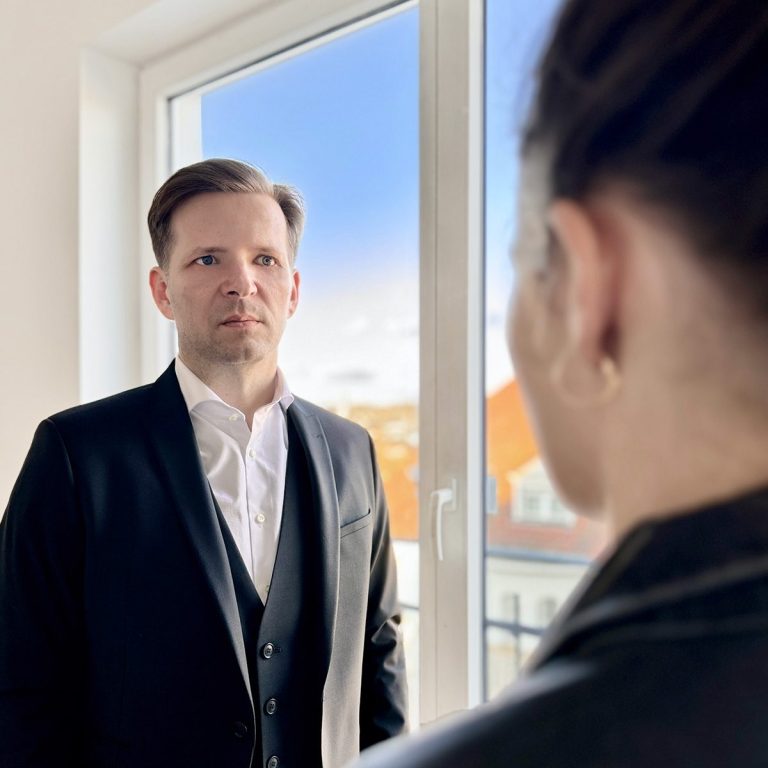 Abfindung nach Kündigung – Anwalt in Pforzheim verhandelt für Sie